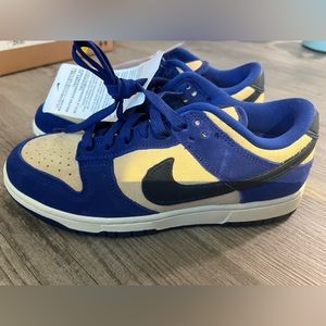 Nike Dunk Low womens